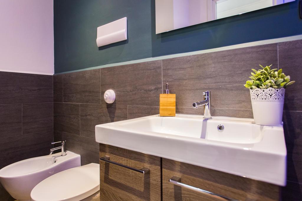 Politeama Luxury Suites Palermo Exterior foto