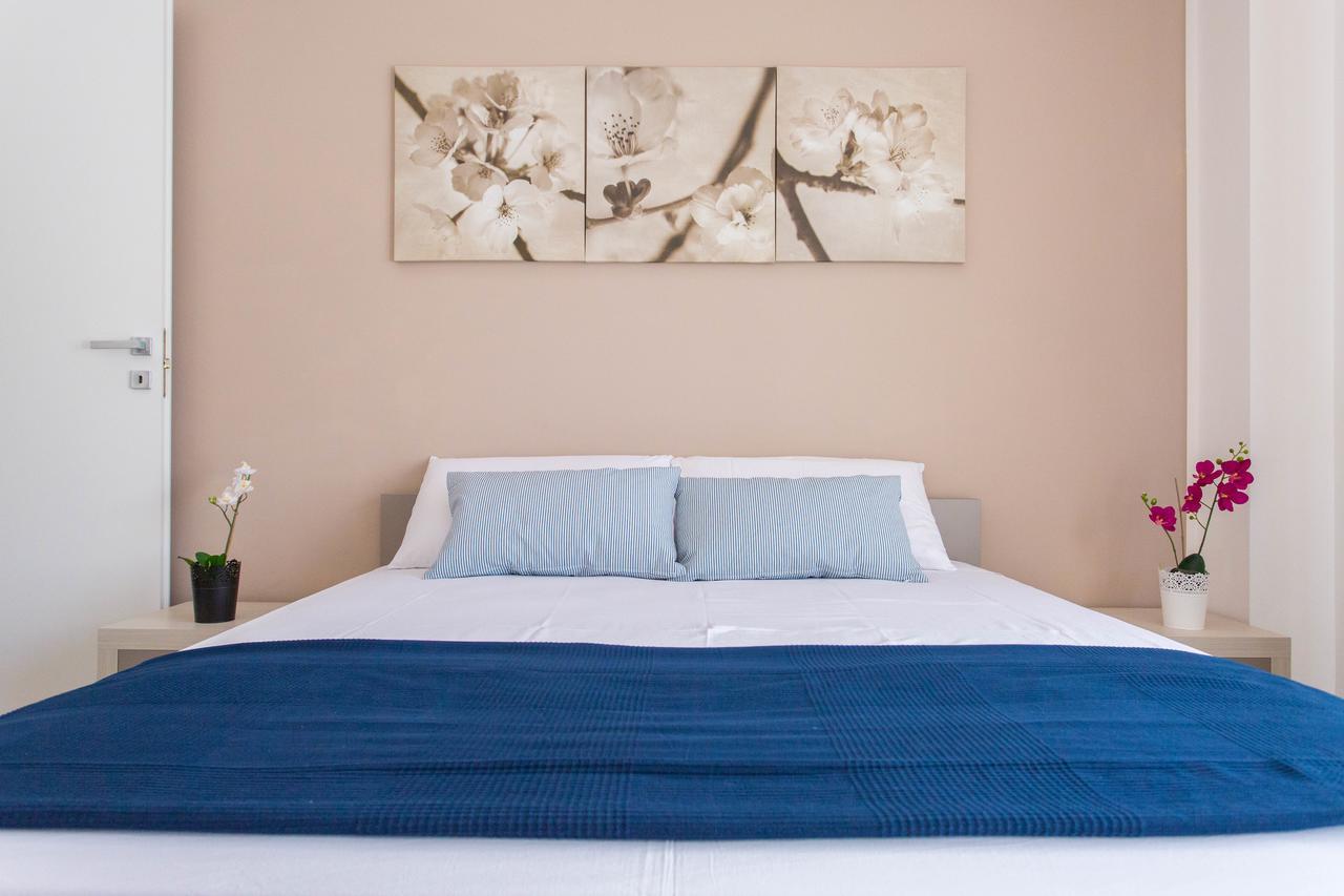 Politeama Luxury Suites Palermo Exterior foto