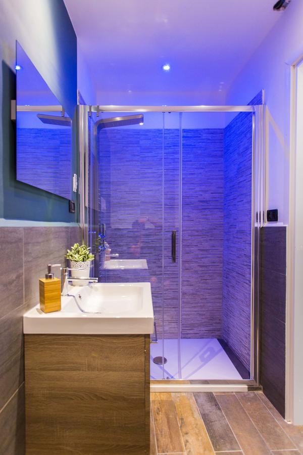 Politeama Luxury Suites Palermo Exterior foto