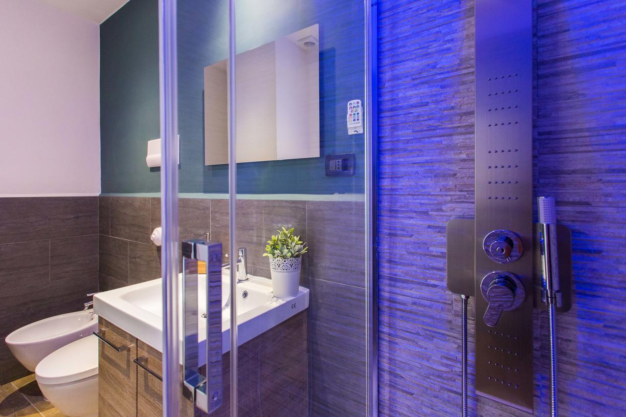 Politeama Luxury Suites Palermo Exterior foto