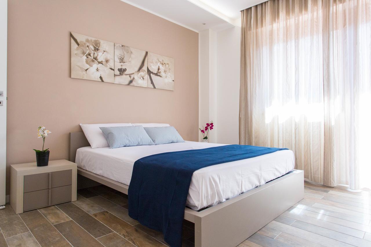 Politeama Luxury Suites Palermo Exterior foto