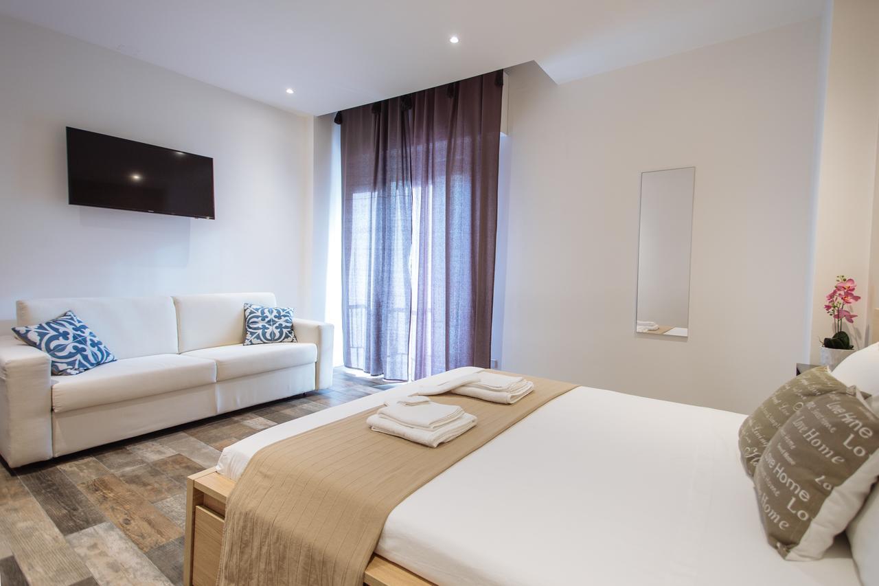 Politeama Luxury Suites Palermo Exterior foto